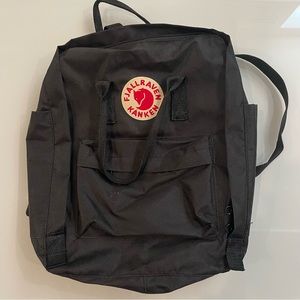 Fjallraven Kanken Classic Backpack | Black